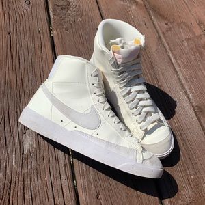 Nike Cream Blazers